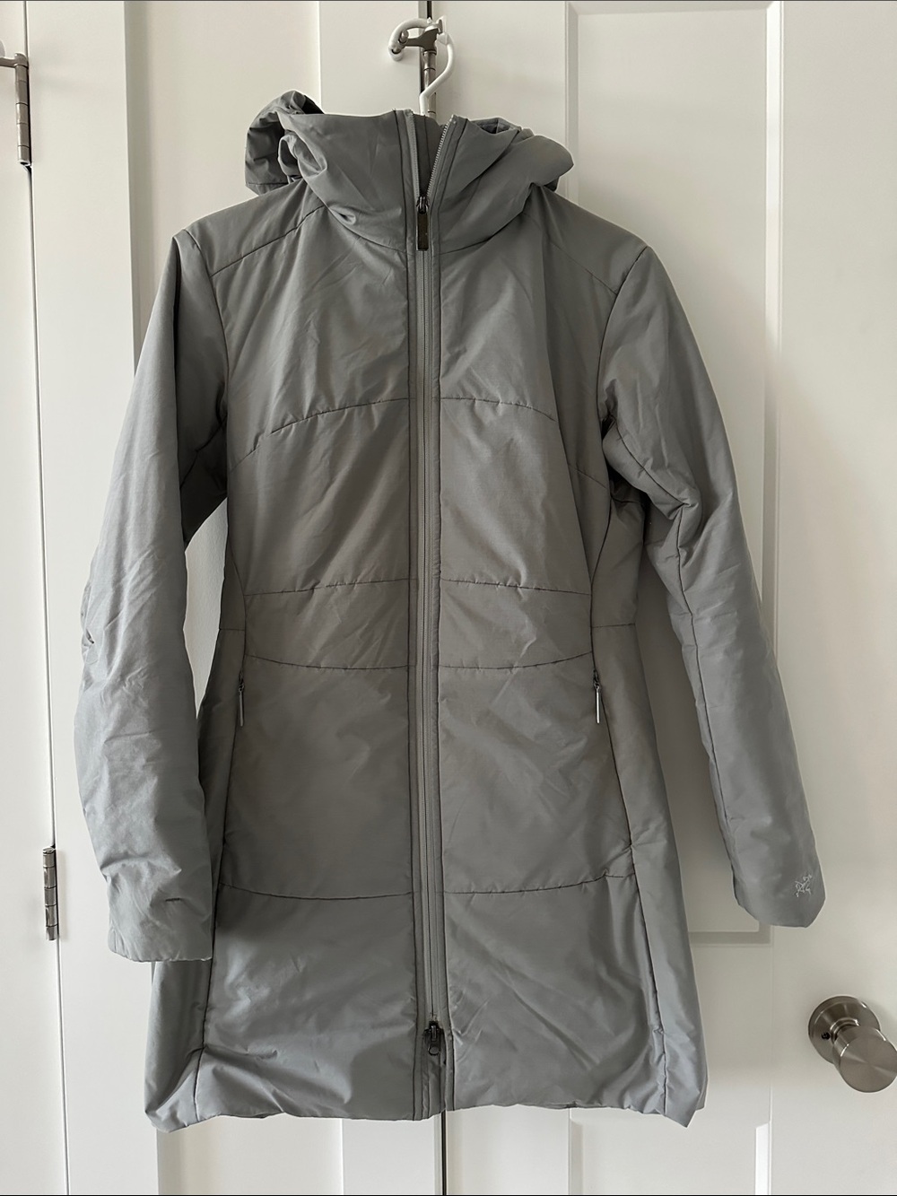 Arc'teryx Women's Hooded Coat - Light Gray